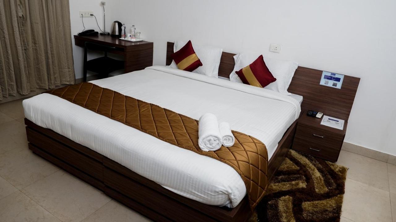 The Altruist Business Stays, Navi Mumbai-2 エクステリア 写真