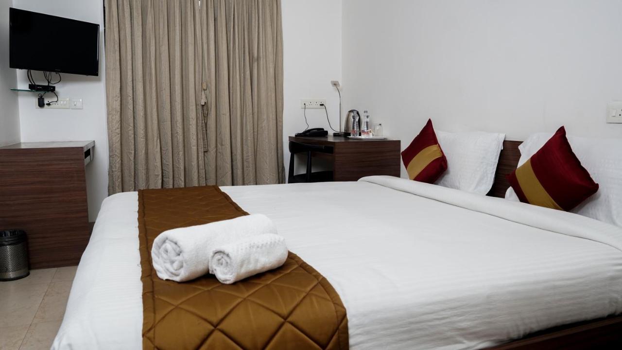 The Altruist Business Stays, Navi Mumbai-2 エクステリア 写真